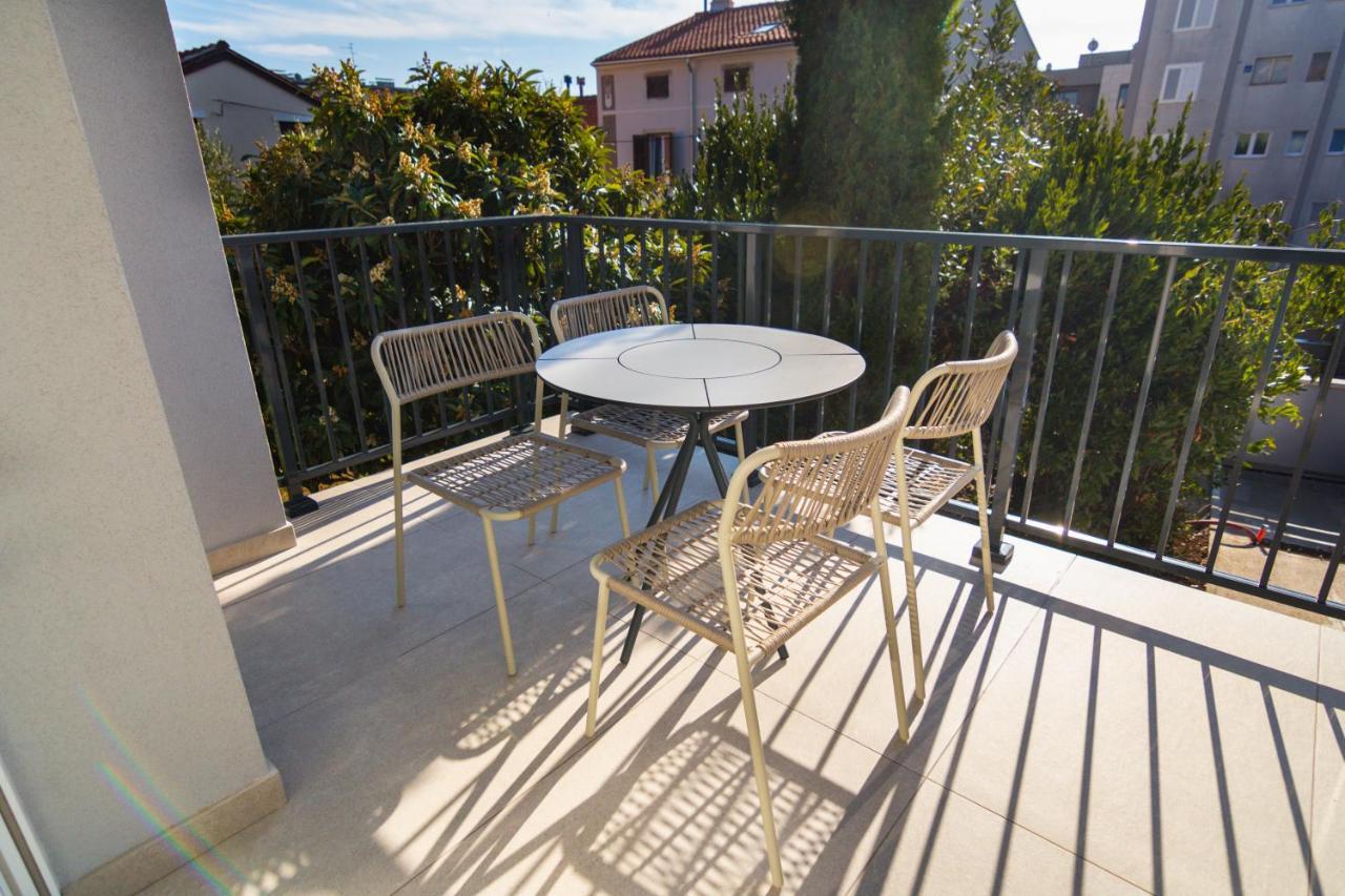 City Life With Free Parking Pula Exterior foto